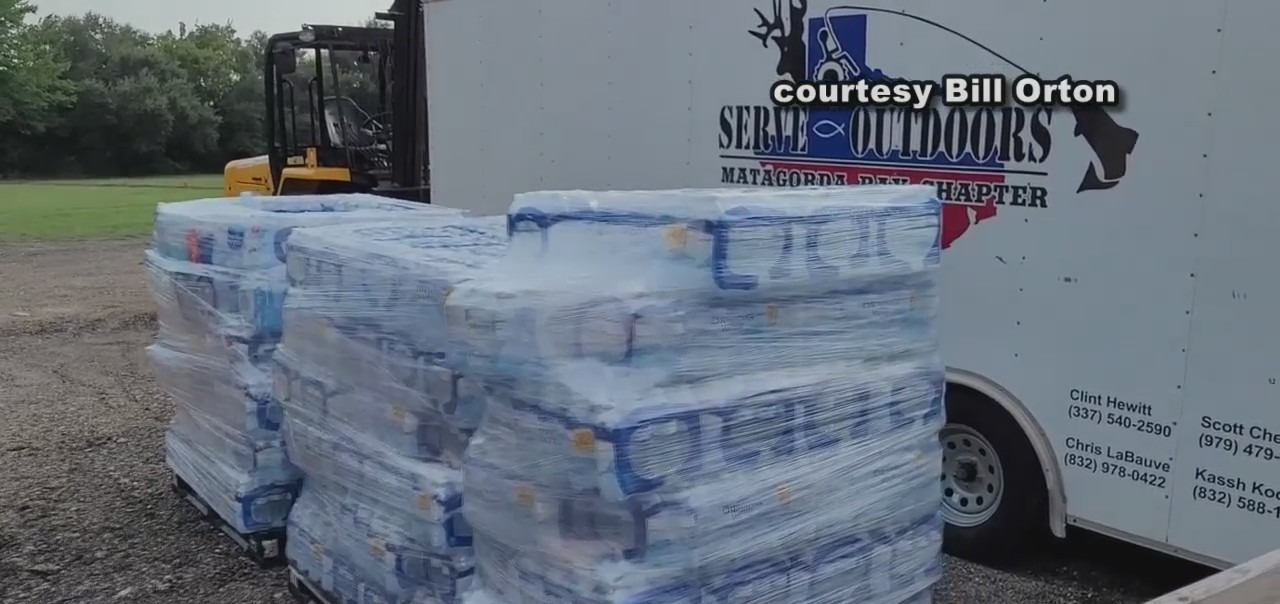 Houstonians helping those hit hard by Hurricane Ida in Louisiana