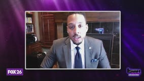 Attorney for women seen attacking NYC hostess says women were victims of racial slur