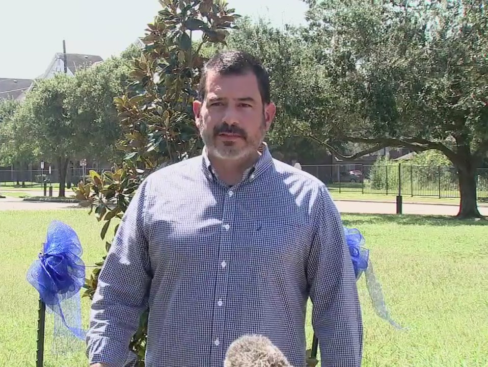 Father of slain Houston teen furious at accused shooter's bond release