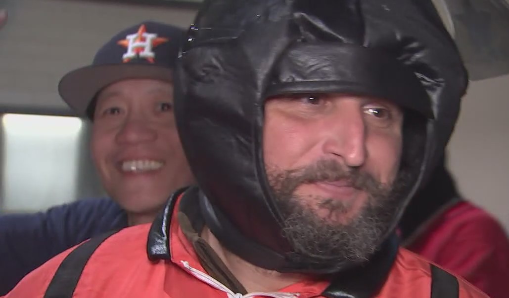 Speaking with fans after an impressive win from the Astros in Game 5 against the Braves