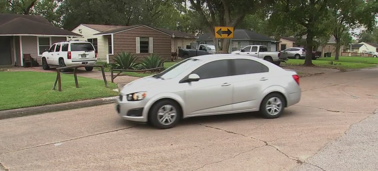 Residents of SE Houston neighborhood says dangerous intersection sends cars into yards and homes