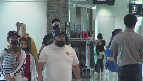 Omicron has many airlines warning of staff shortages, travelers rethinking plans