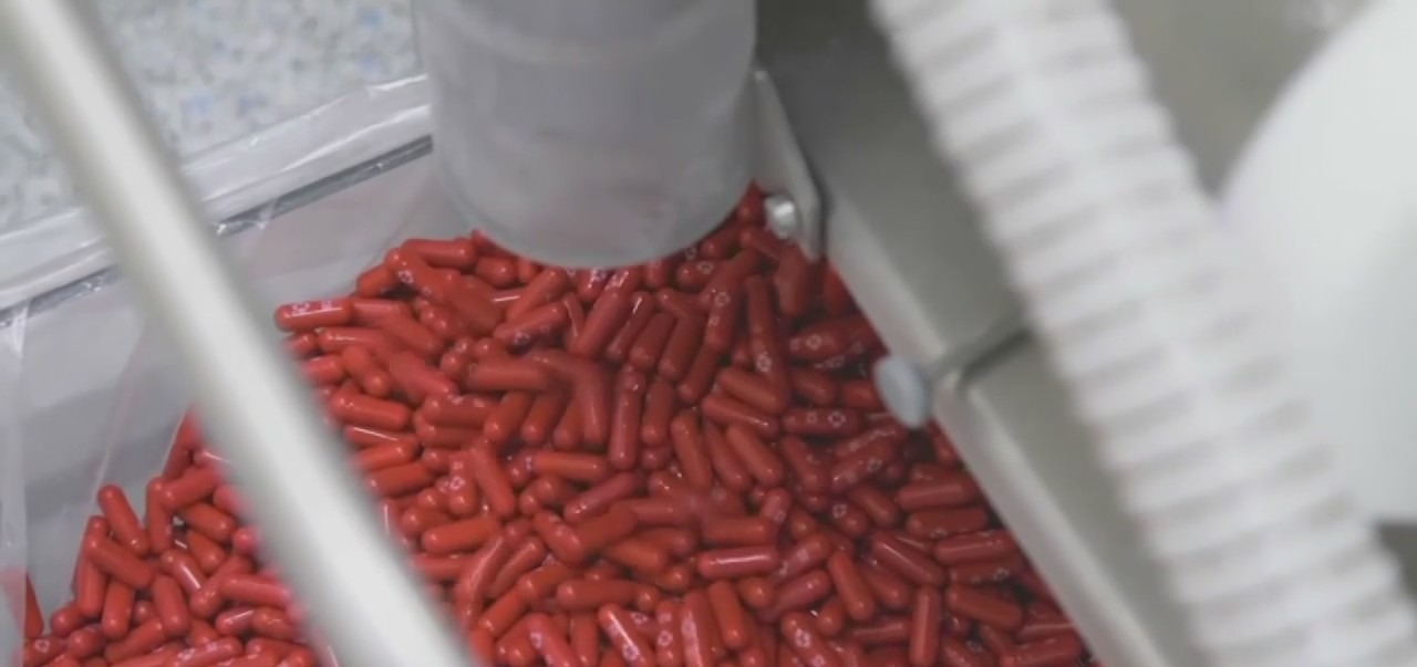 Houston health experts break down importance of pills approved to treat COVID-19