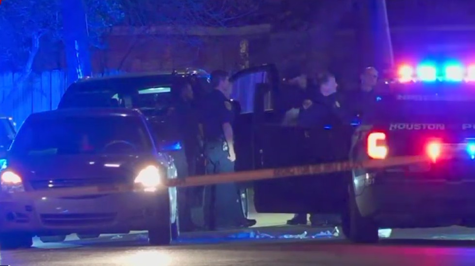 2 children shot in SE Houston
