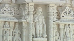 Bayou City Buzz: BAPS Shri Swaminarayan Mandir