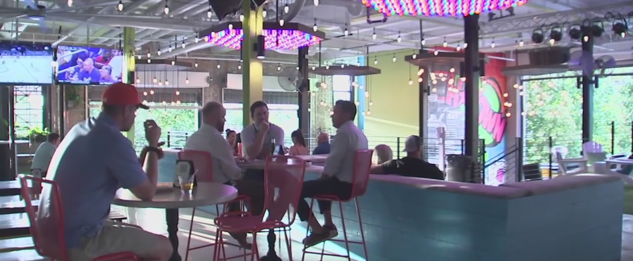 Bars, restaurants in Houston where you can watch and enjoy the Big Game this weekend!