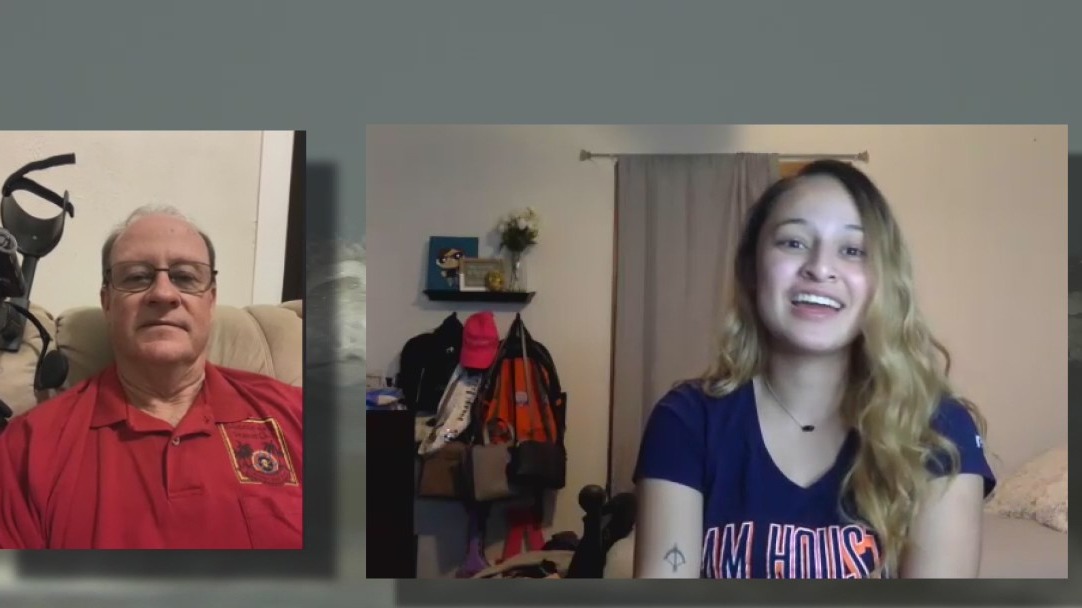 Treasure hunter finds lost ring in Galveston