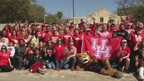 San Antonio filled with UH Cougars fans as they prepare to take on Arizona