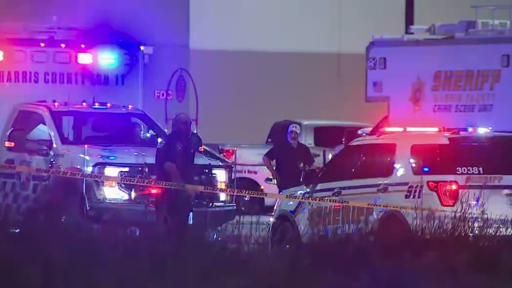 Investigation underway after an off-duty HCSO deputy was shot