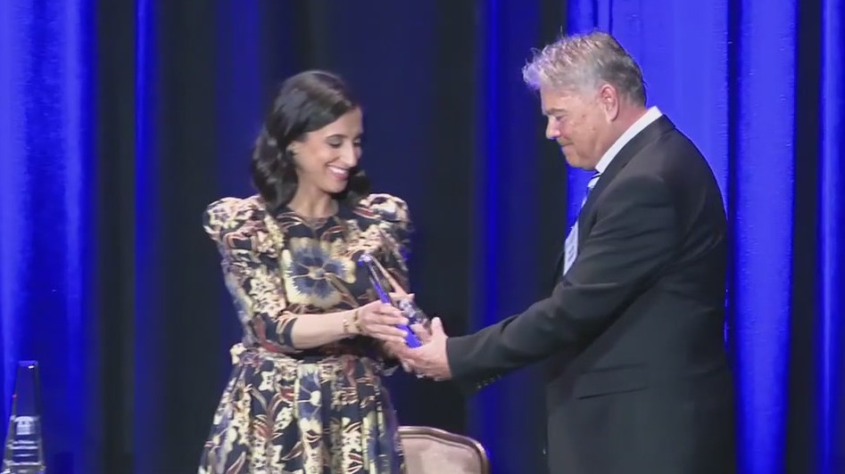 FOX 26?s Randy Wallace awarded for Breaking Bond reports