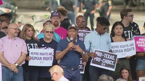 Mayor Turner speaks at Beto O'Rourke Rally for Abortion Rights in Texas