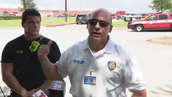 Authorities share preliminary details on plane crash near Hobby Airport