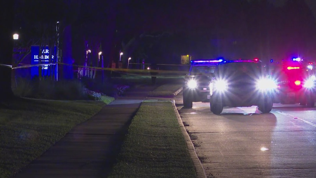 Pasadena police fatally shooting man in Seabrook | FOX 26 Houston