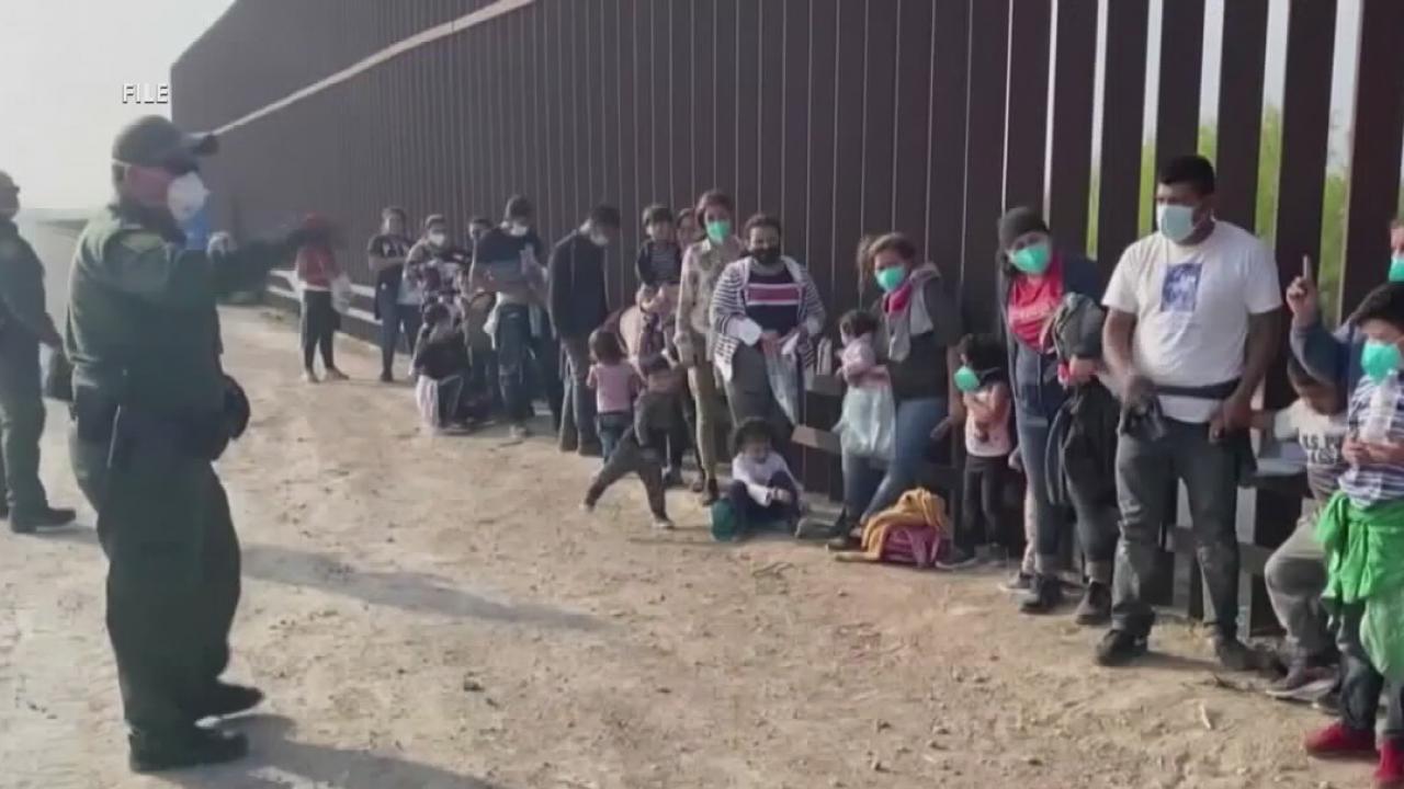 Texas Law Enforcement ordered to "capture and return" undocumented immigrants