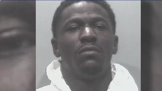 Man says he accidentally shot his girlfriend, believed she was an intruder