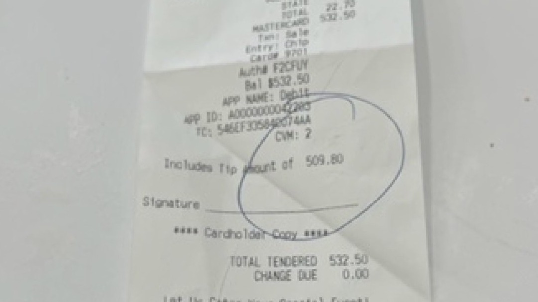 Customer disputing $500 tip at Houston-area ice cream restaurant