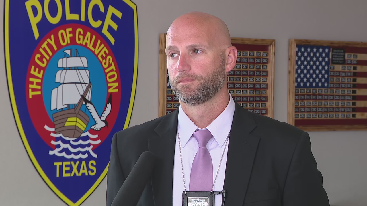 Officials hold press conference after 2 children, 2 adults in golf cart were killed by suspected drunk driver in Galveston