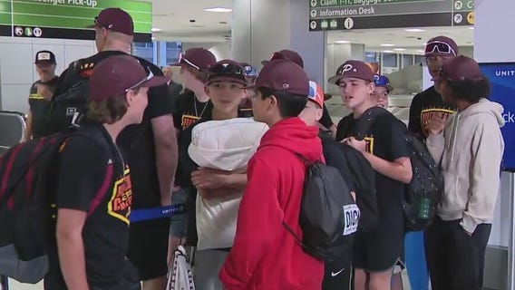 Pearland Little League arrives at airport ahead of World Series