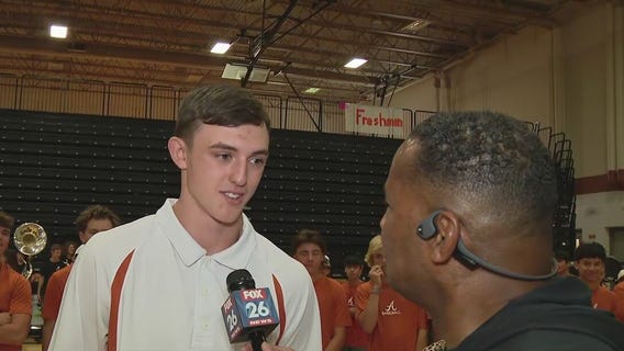 Alvin High School student Making the Grade