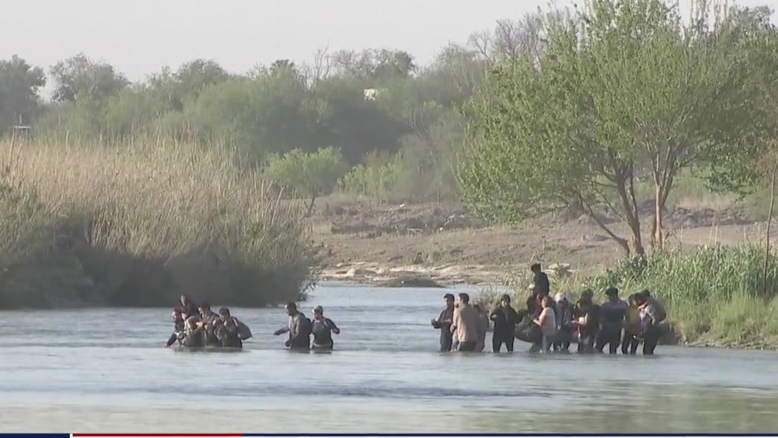 Texas border crisis  primary issue in the governor's race