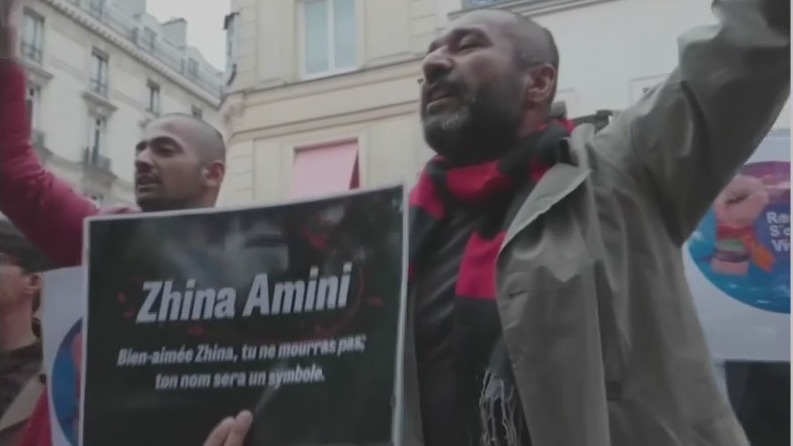 Iranians unite in anger over Mahsa Amini's death