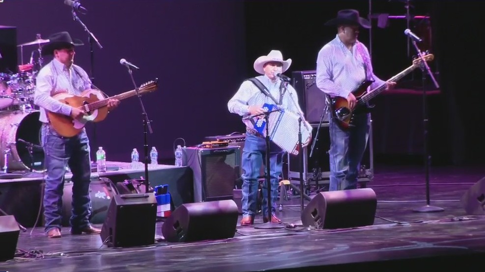 Festival Chicano returns for 43rd celebration