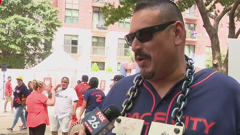 Astros fans still buzzing after huge Game 1 ALDS win