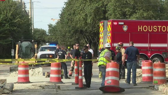 2 workers rescued from trench in Montrose