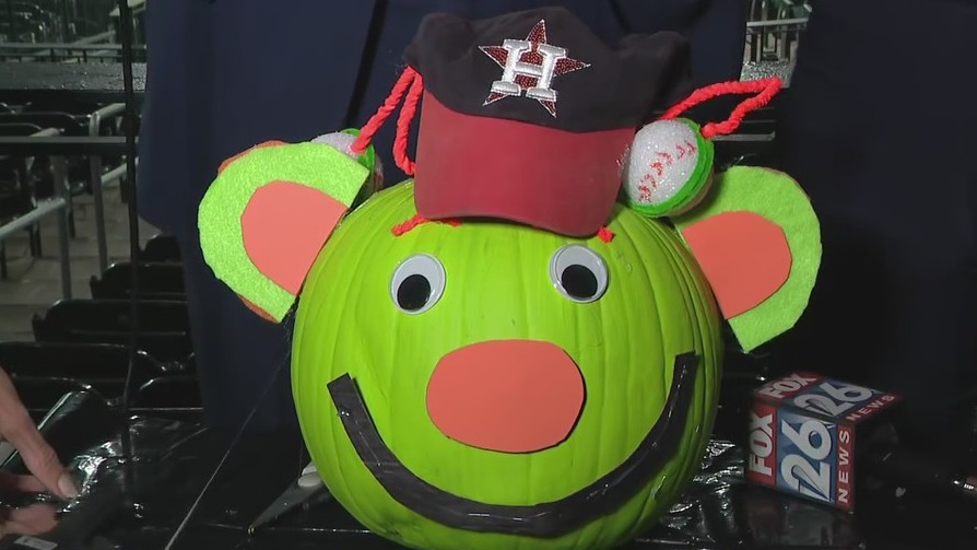 How to make a Houston Astros Orbit pumpkin