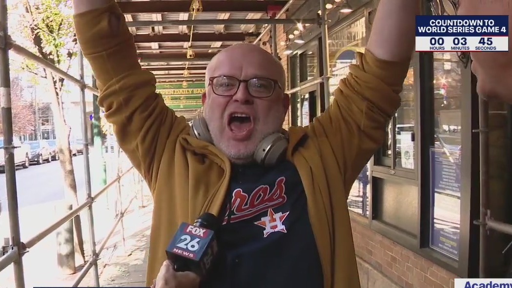FOX 26 surprises Astros fans in Philly with Powerball lottery tickets