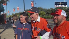 Astros fans show support for Mattress Mack ahead of Game 6