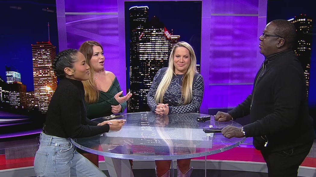 Girl Talk: Is he still interested if he doesn't talk to you all day long?