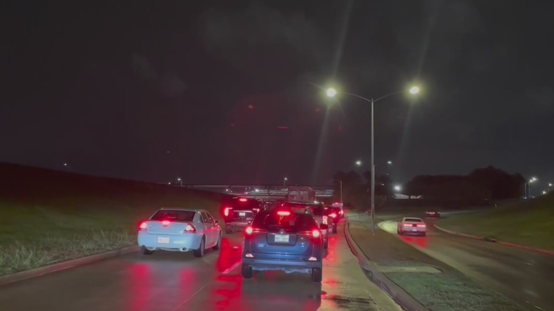 Busy holiday travel season in Houston