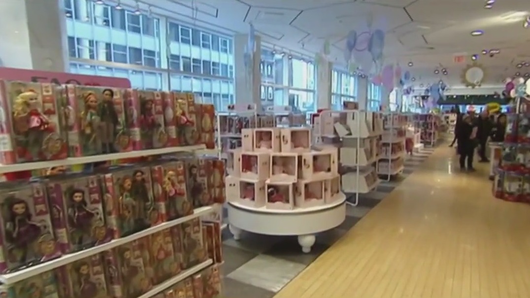 Parents being warned as recalled toys are being sold online this holiday season