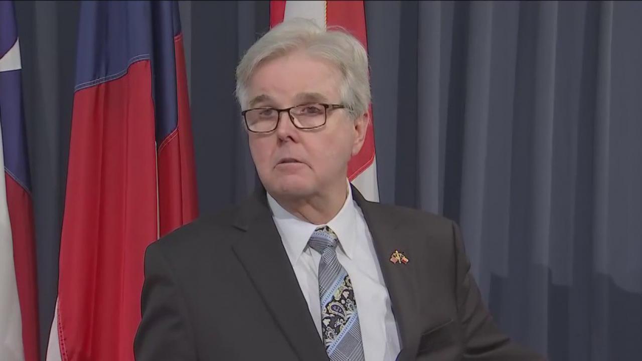 Bi-partisan support for mandatory 10 years for gun crime