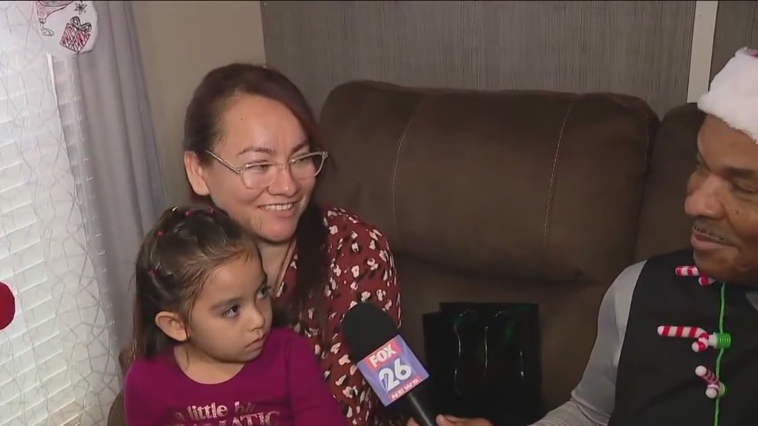 12 Days of Christmas Day 5: The Medina Family