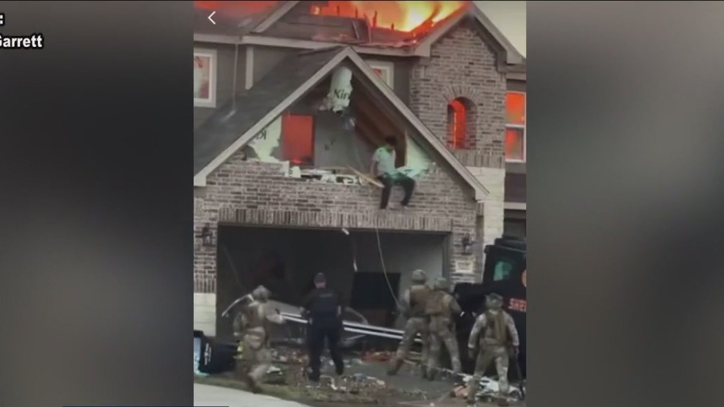 Neighbors recall SWAT standoff that led to house fire