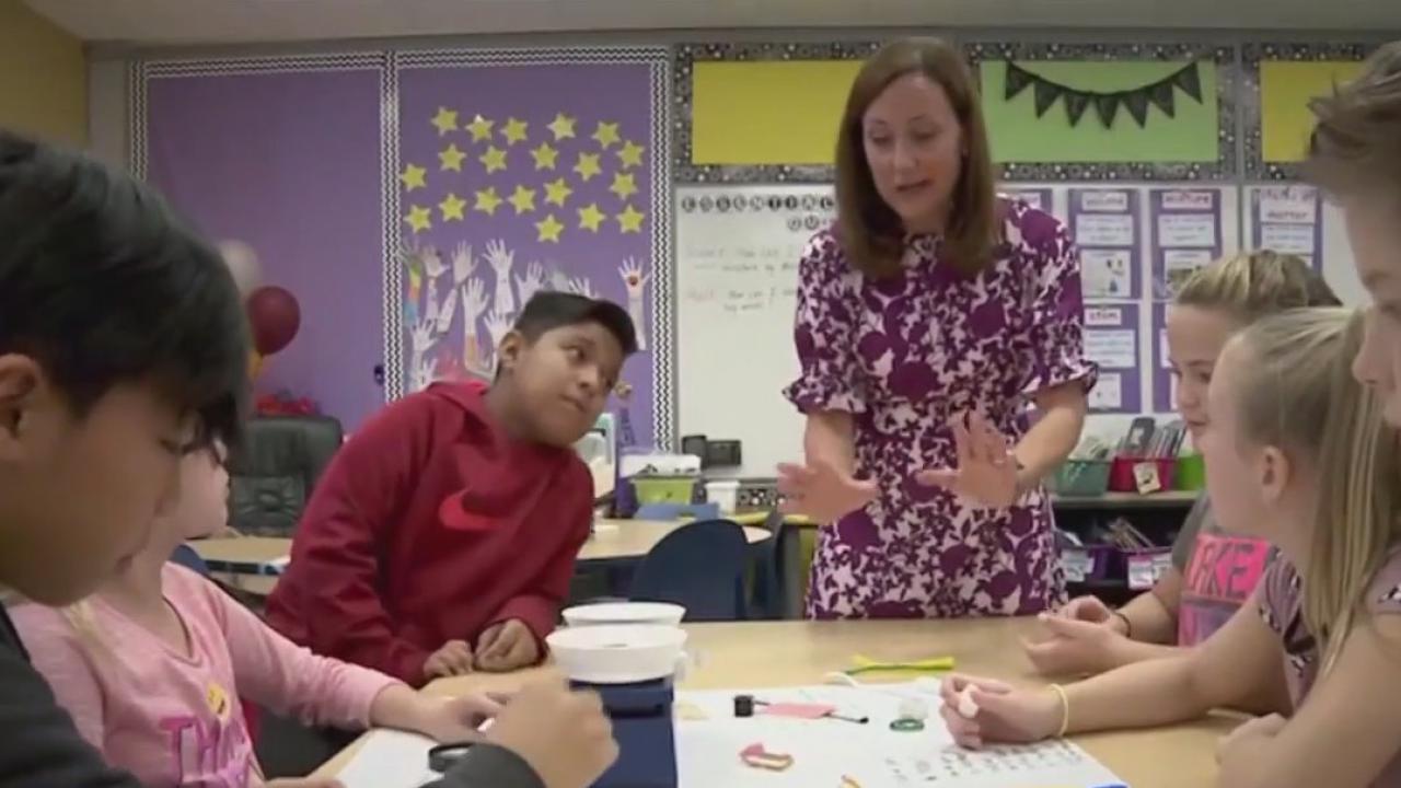 Texas teachers seek pay raise from state budget surplus