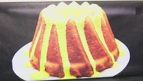 Checking out Bundt Cake-A-Holic on Ella Boulevard