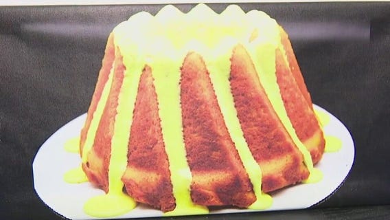 Checking out Bundt Cake-A-Holic on Ella Boulevard