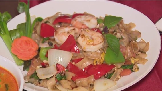 Eat Drink HTX at Thai Cottage