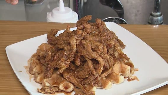 Eat Drink HTX at Mo' Better Brews