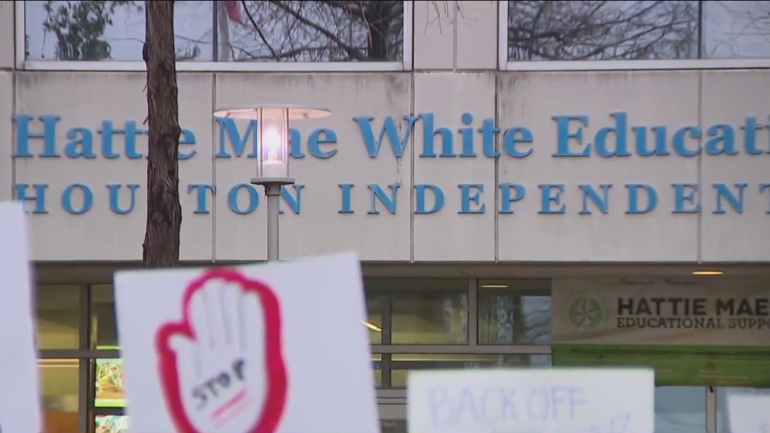 HISD workers wonder what state takeover would mean for their jobs