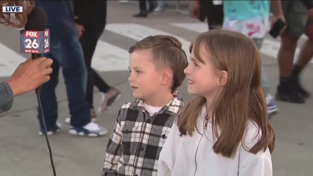 Houston Rodeo: Young girl says she's excited to see Slim Thug