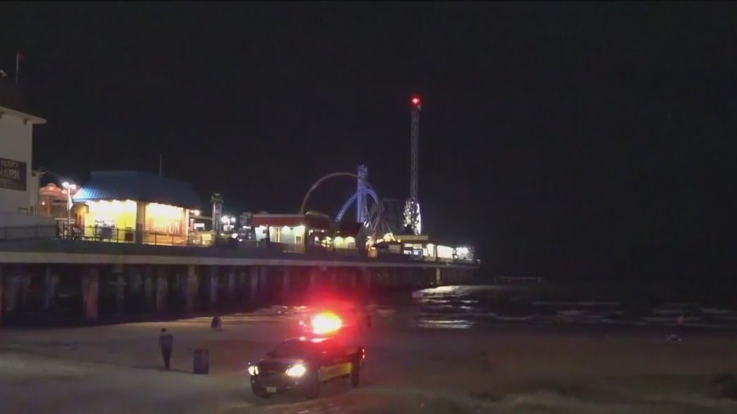 Search in Galveston for missing teen brothers last seen in water