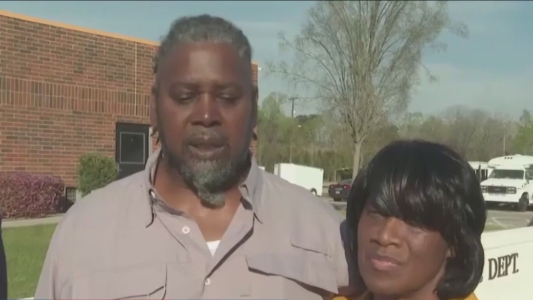 FBI looks for answers after Americans killed in Mexico