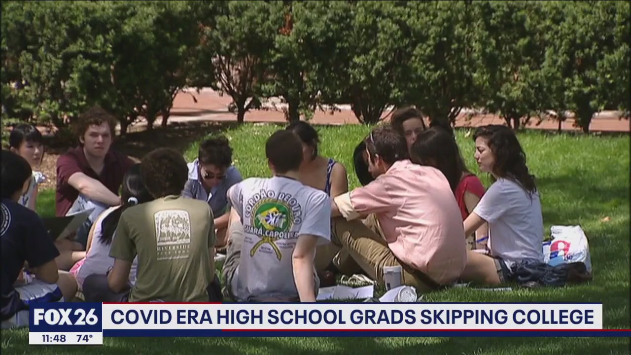 COVID-era high school grads skipping college