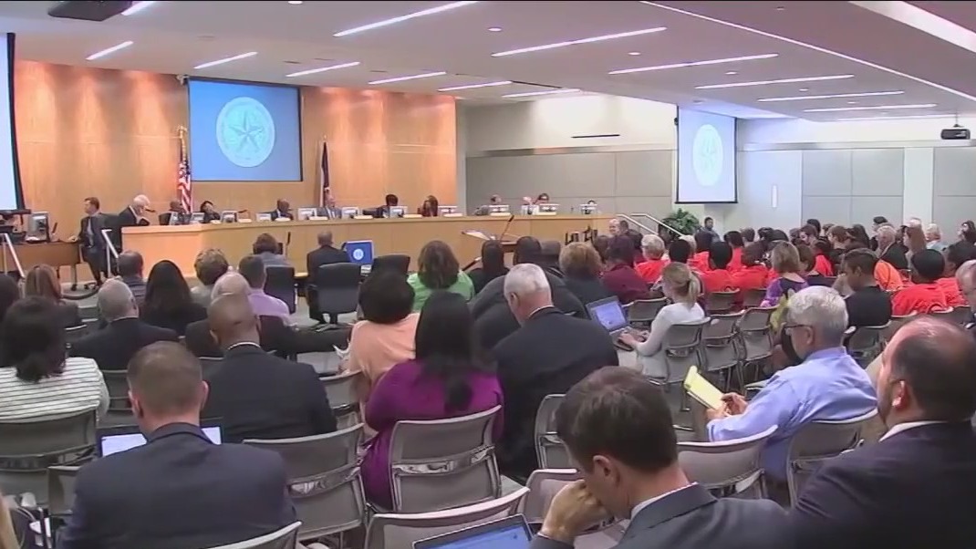 TEA takeover of Houston ISD informational meeting begins Tuesday night