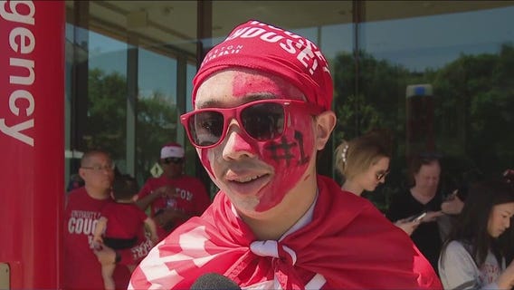 U of H Cougars return to Houston after loss in Sweet 16