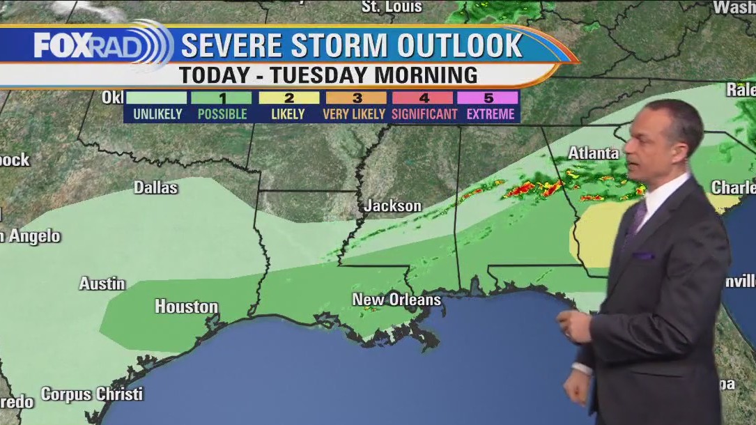 Houston weather: Mostly cloudy, muggy Monday with evening/overnight storms